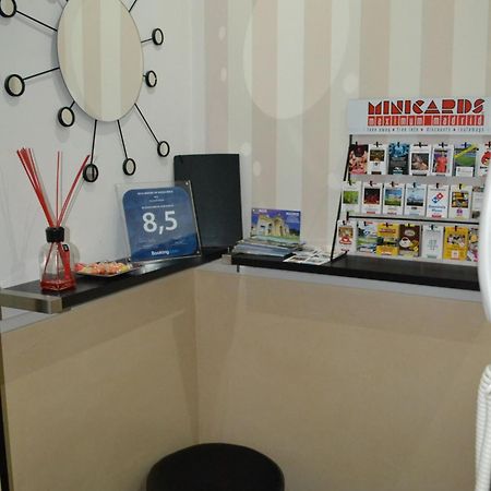 Hostal El Brezo Madrid Luaran gambar